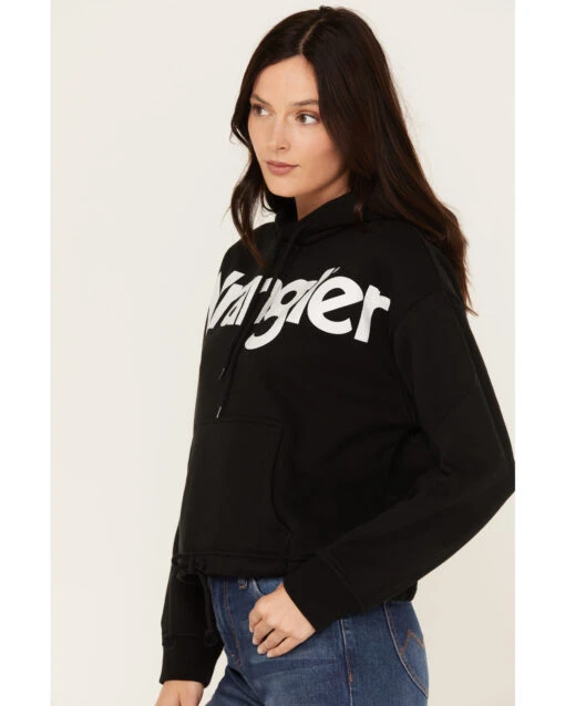 Wrangler Retro Women's Bold Logo Cropped Hoodie - Image 2